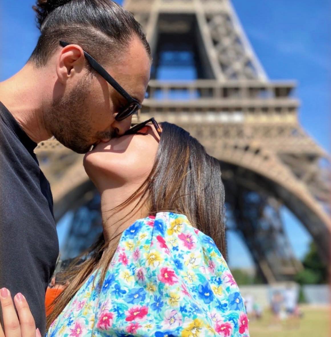 Foto París mirándoos